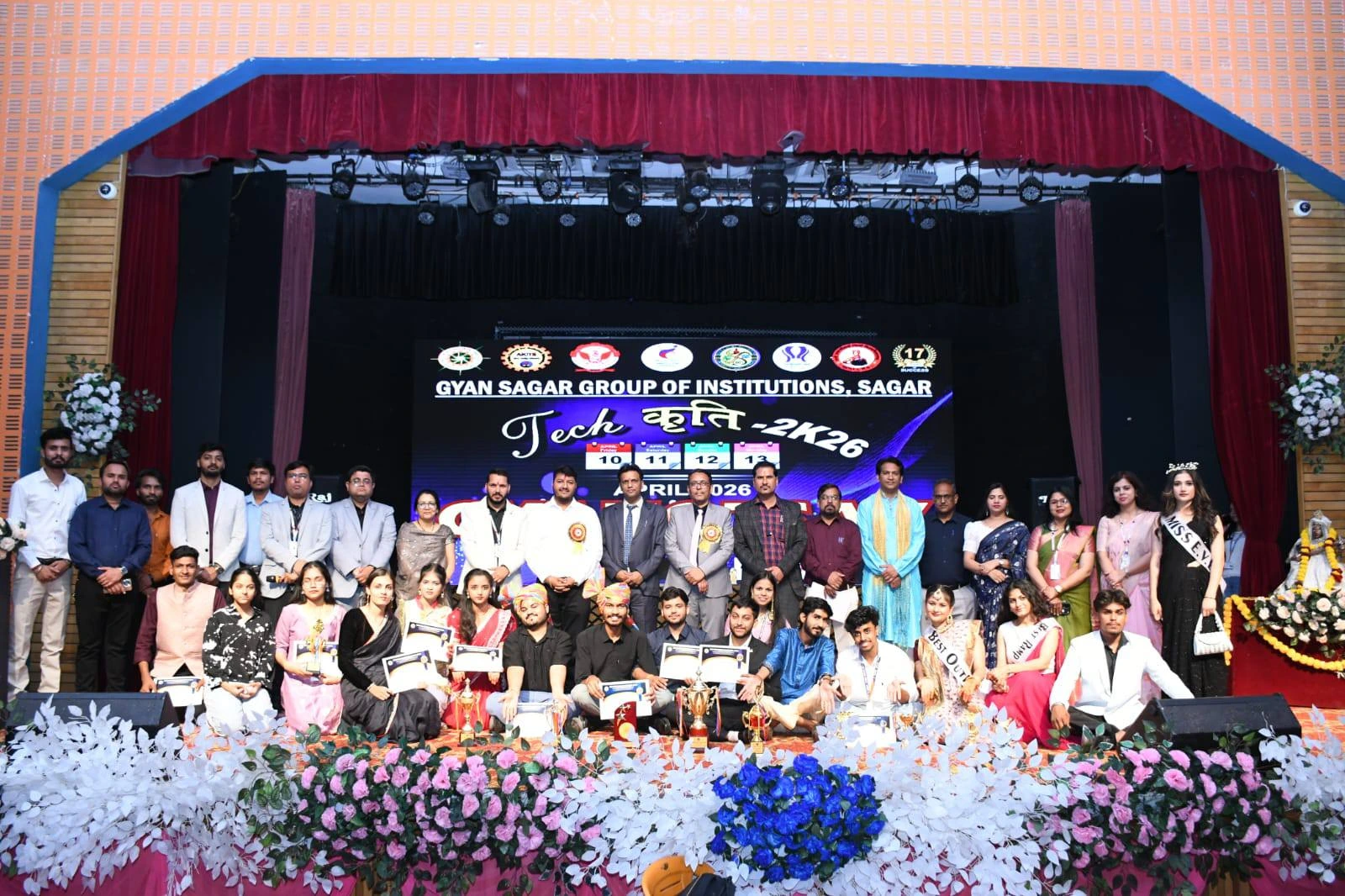 Closing ceremony on stage with dignitaries and winners